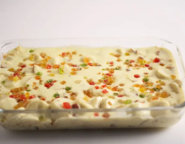 Sevaiyaan Fruit Custard