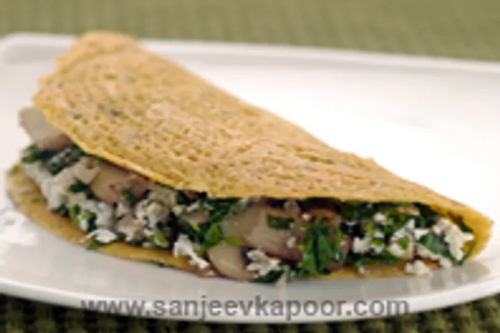 Besan Methi Cheela With Cheese