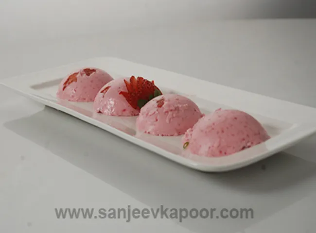 Strawberry Panna Cotta