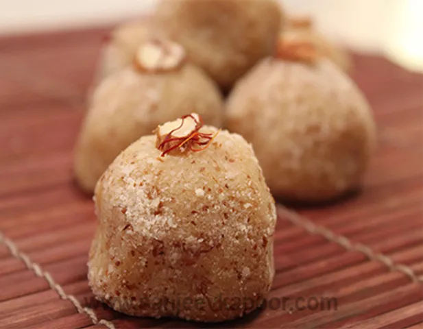 Dry Fruit Mawa Ladoo