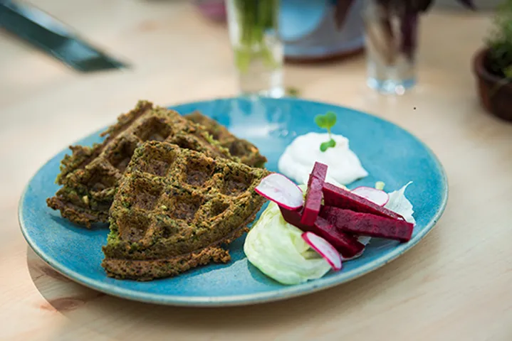 Green Chana Waffle