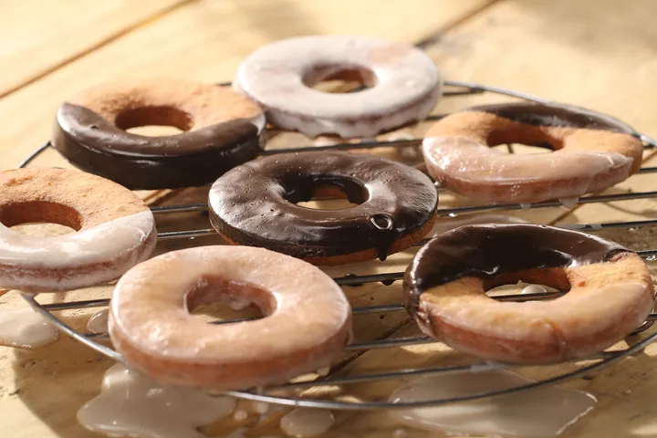 Old Fashioned Doughnuts 