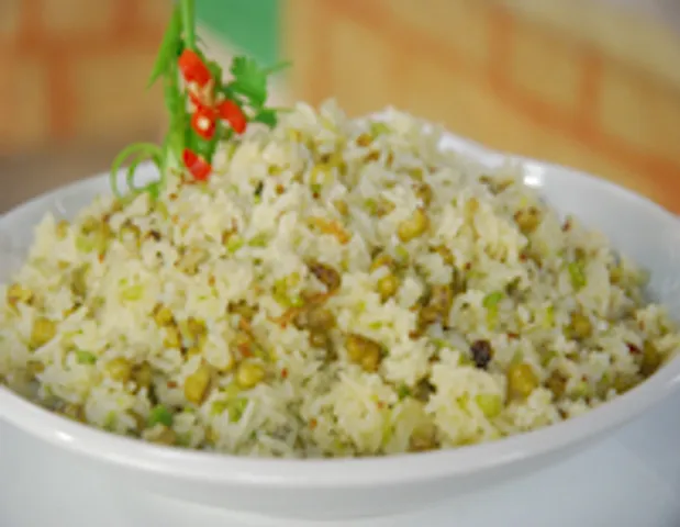 Moong Matar ki Khichdi
