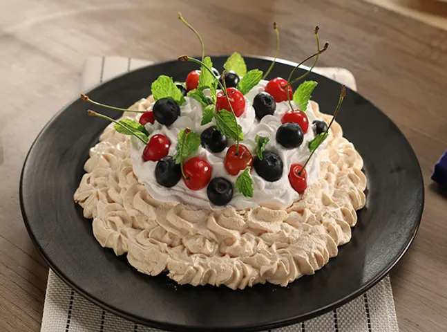 Pavlova - SK Khazana