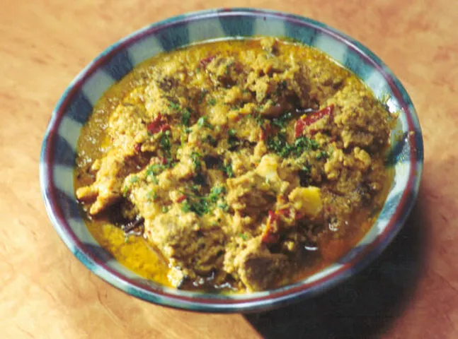 Chettinadu Kozhi Sambar