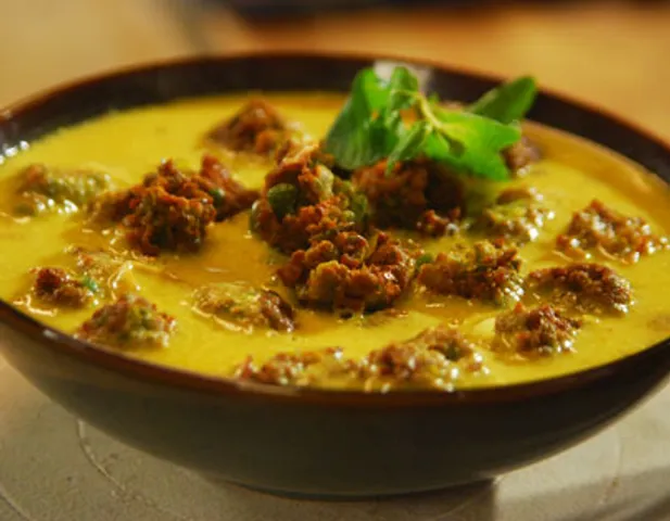 Matar ki Kadhi