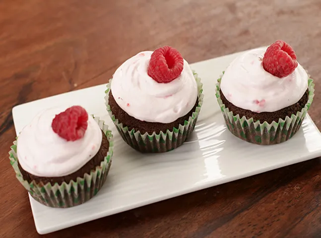 Chocolate Cupcakes with Raspberry Frosting