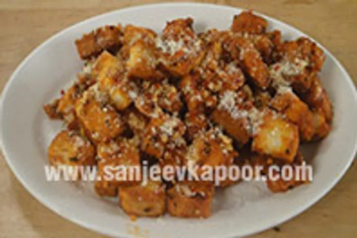 Saucy Tomato Croutons