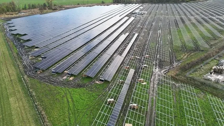 EnviTec WindôSolar has taken over future solar and wind projects, developing five solar parks and three wind farms on low-yield farmland.