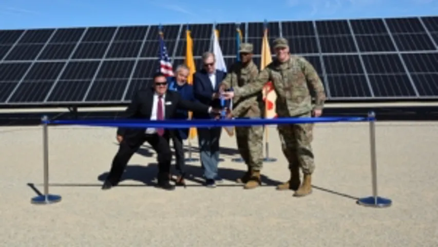 The project integrates a 700 kW solar array, a 500 kW battery storage system, and a 500 kW natural gas generator to support military operations at White Sands. 