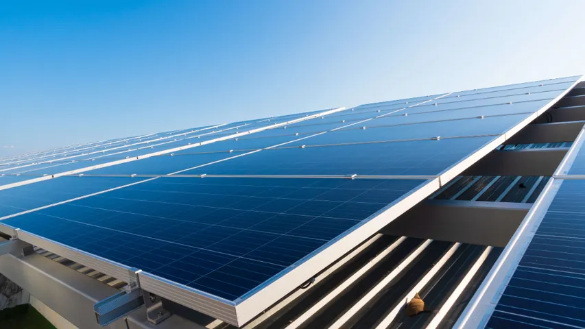 Solar Simplified manages customer subscriptions, allowing residents to earn bill credits without rooftop panels. 