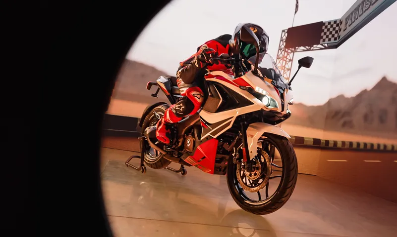 Racing red rs200 sale
