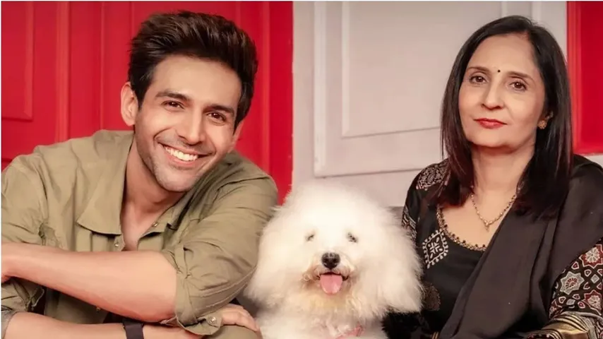 Kartik Aaryan's mother reminisces hitting him with sandals for bunking  classes: 'I really beat him a lot' | - Times of India