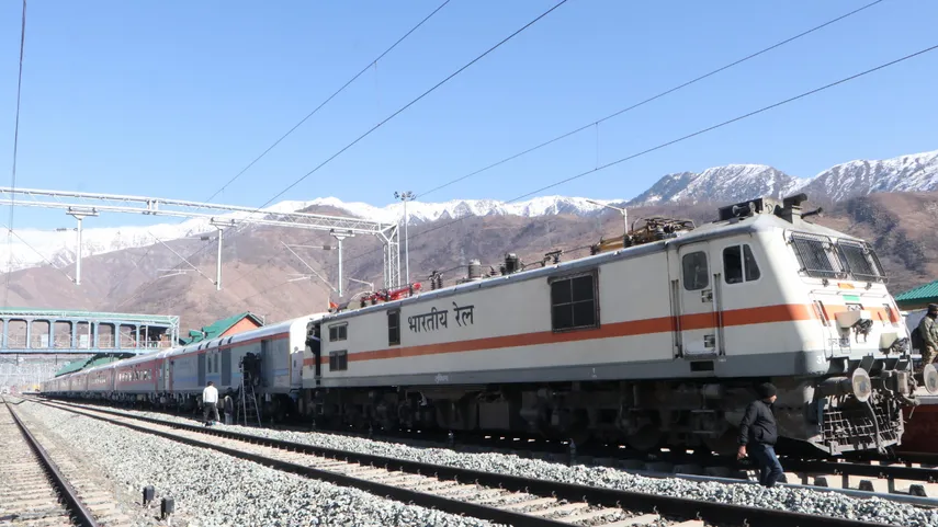  Katra-Srinagar train
