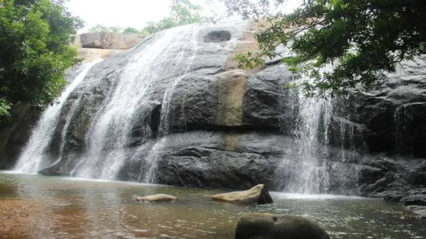 Thommankuthu Waterfalls