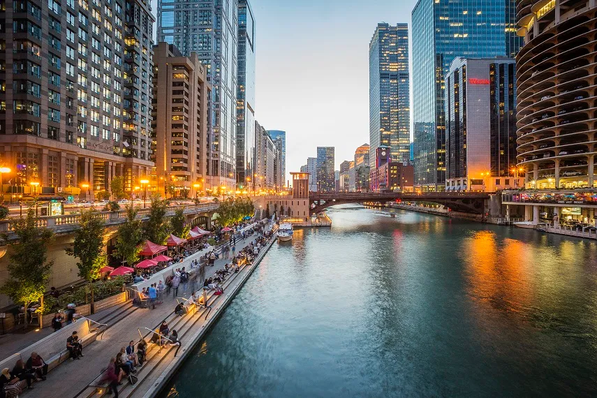chicago-riverwalk-evening (2)