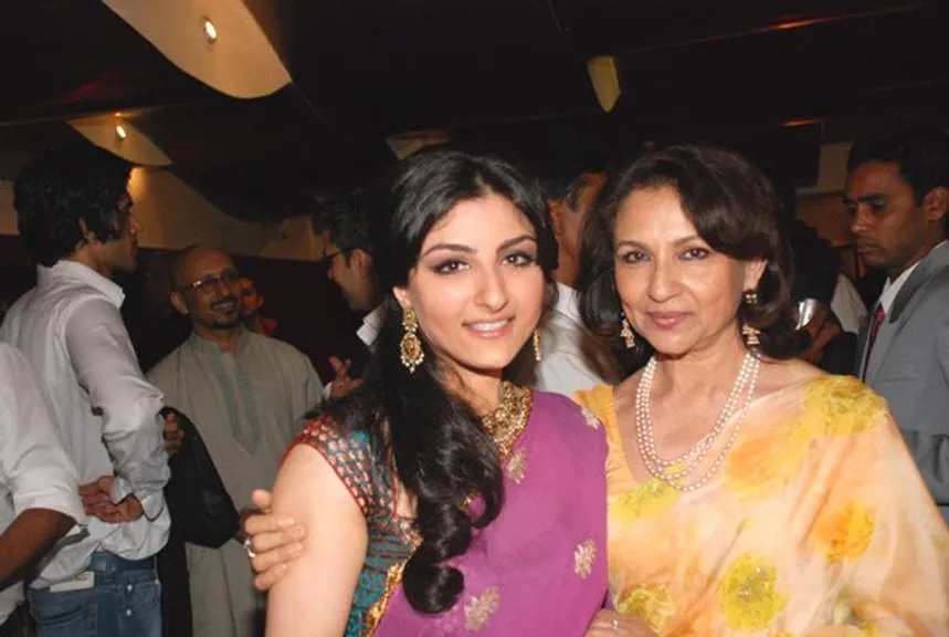 Soha Ali Khan Sharmila Tagore 
