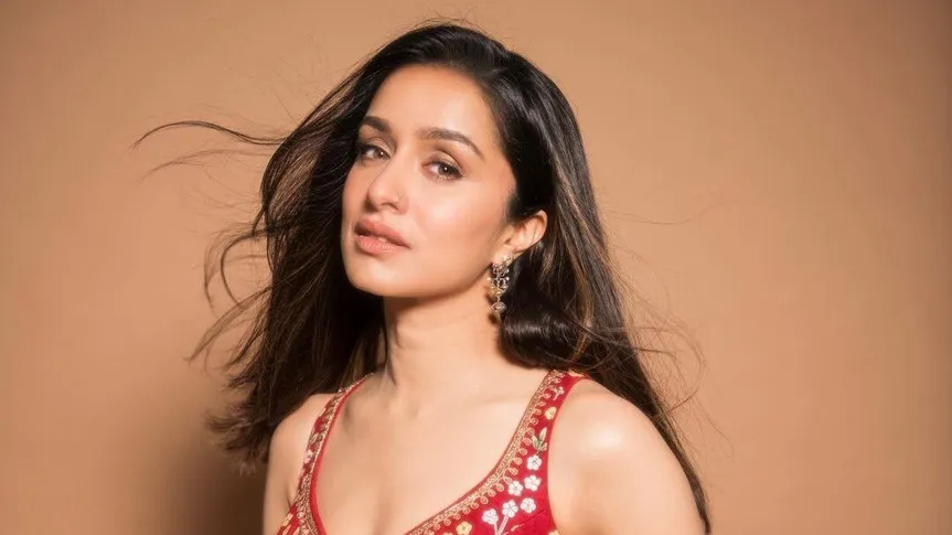 Actor Shraddha Kapoor confirms she's dating - India Today