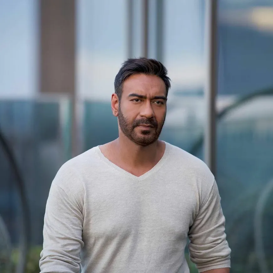 Ajay Devgn YRF Movie, Sonu Sood COVID Warrior, Shraddha Kapoor Chaalbaaz,  Bhumi Pednekar CORONA Campaign | बॉलीवुड ब्रीफ: अजय देवगन ने छोड़ी YRF की  180 करोड़ रु. के बजट वाली फिल्म, सिर्फ