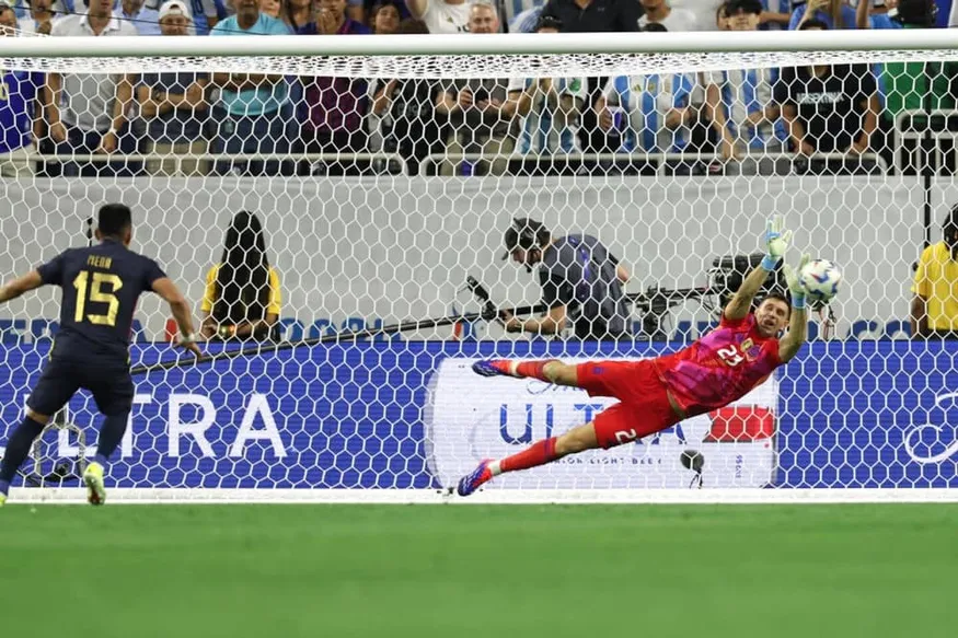 Emiliano Martinez saved two penalties as Argentina beat Ecuador in Copa America quarter-finals - sportzpoint.com