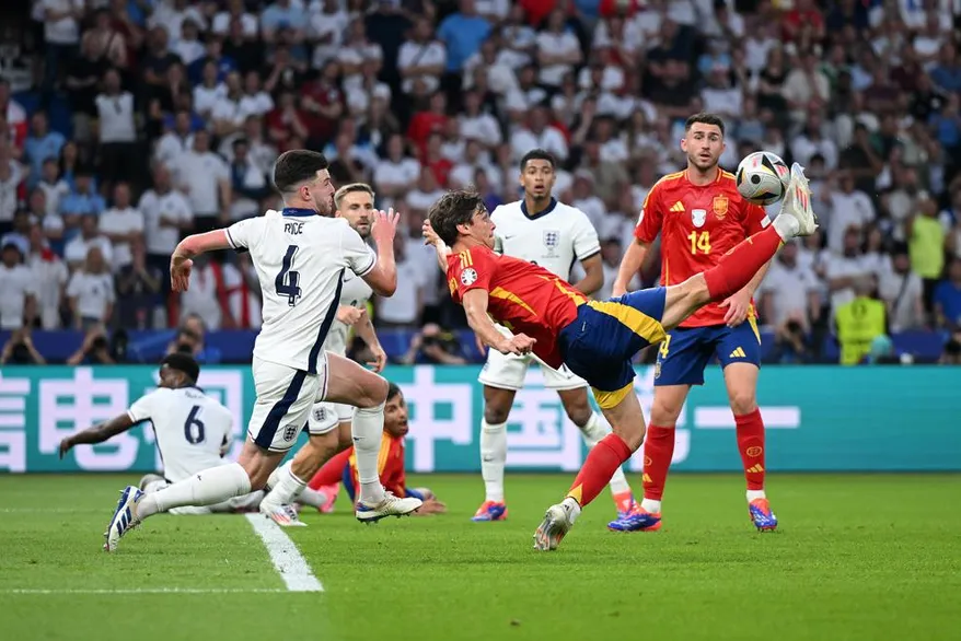 Spain vs England UEFA Euro 2024 Final Live Updates - Le Normand tried a Bellingham - sportzpoint.com