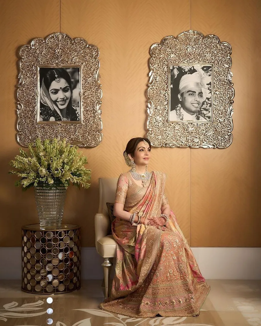 Nita Ambani Wedding Oufit 