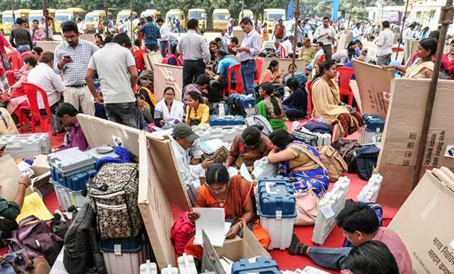 ഛത്തീസ്‌ഗഡില്‍ അവസാനഘട്ട വോട്ടെടുപ്പ് ആരംഭിച്ചു; ബിജെപിക്ക് ജയിക്കേണ്ടത് ഭരണവിരുദ്ധവികാരം