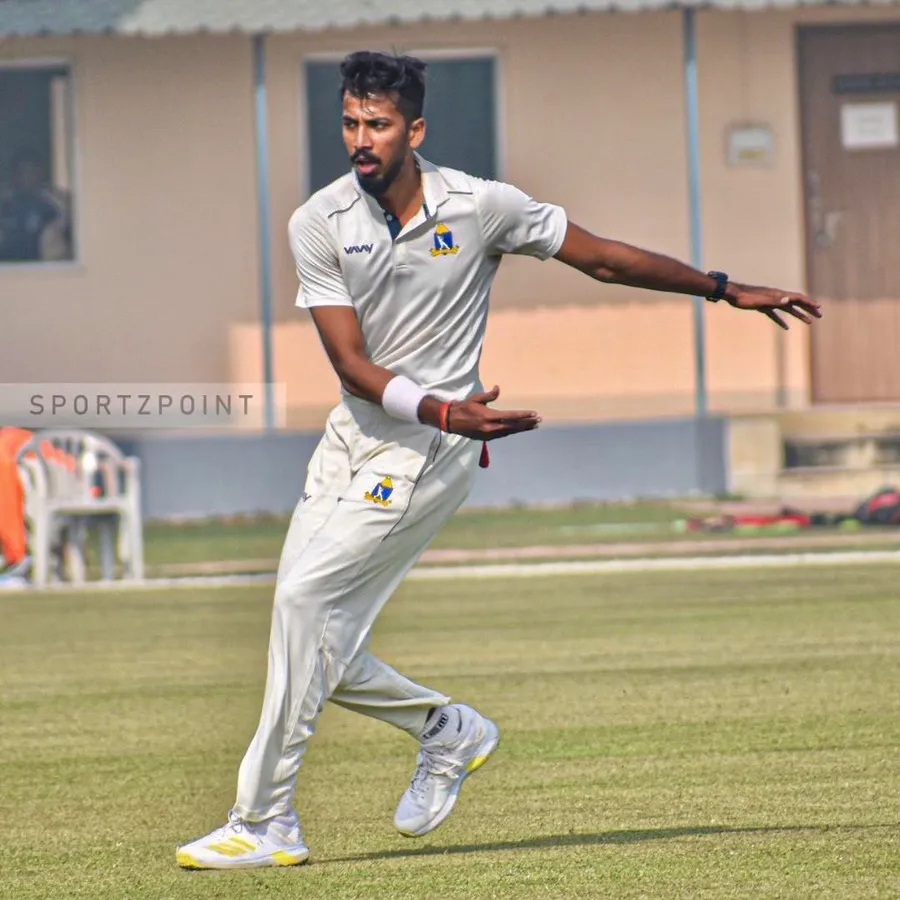 Five-wicket haul for Ishan Porel  - sportzpoint.com