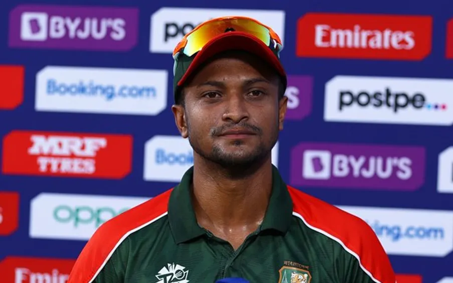 Top 8 Wicket-takers of T20 World Cup 2021 - sportzpoint.com