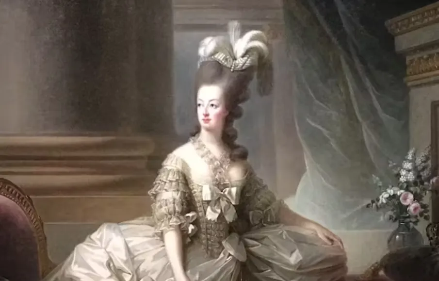 It is not possible for hair to turn grey overnight, as in the legend about Marie Antoinette. Yann Caradec/Wikimedia, CC BY-NC-SA