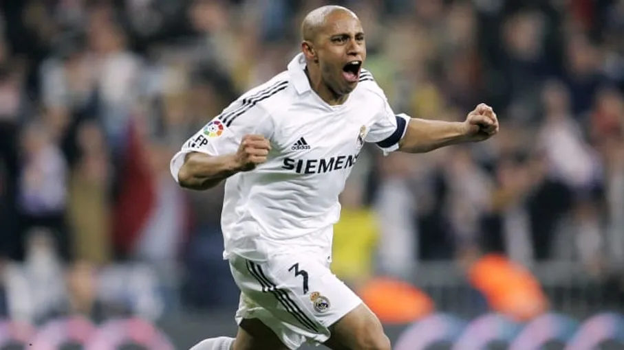 Top 5 Defenders with the Most Champions League goals: Roberto Carlos - sportzpoint.com