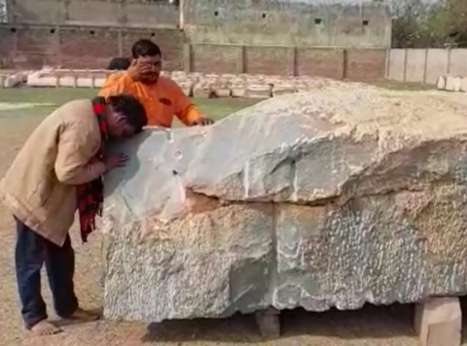 Ayodhya Shaligram Shila, Or Stones Brought From Karnataka, Orissa And  Kanchi, Know From Which Ram Lala ANN | Ram Mandir: शालिग्राम या कर्नाटक-ओडिशा  से आए पत्थर से बनेगी रामलला की मूर्ति, वीएचपी