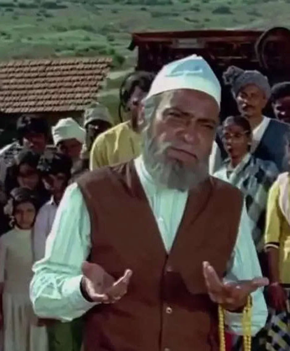 ak hangal