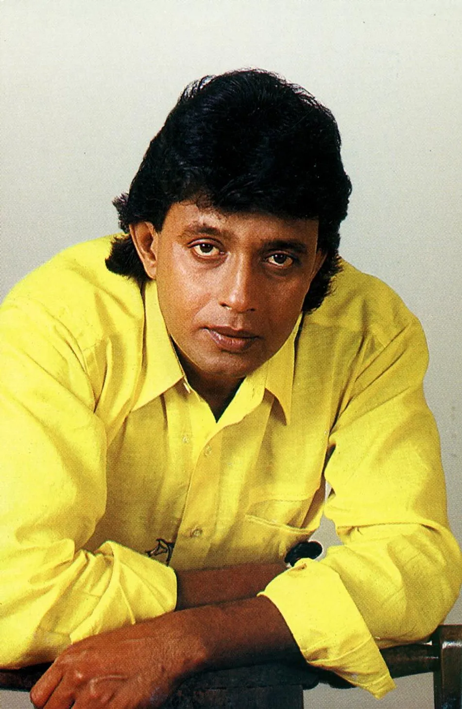 Mithun Chakraborty life's interesting facts | डिस्को डांसर की लाइफ के  फैक्ट्स: शादीशुदा होते हुए भी मिथुन चक्रवर्ती ने श्रीदेवी से कर ली थी  गुपचुप शादी, बुरे ...