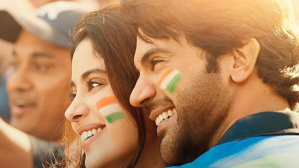 Mr & Mrs Mahi': New poster launched for Bollywood cricket love story  starring Rajkummar Rao, Janhvi Kapoor | Mint