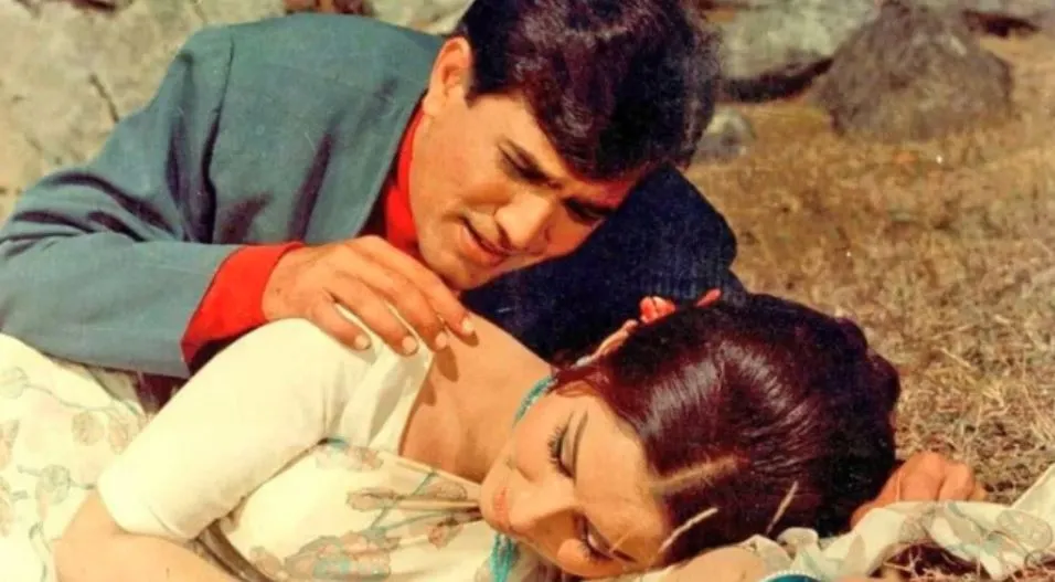 ଫିଲ୍ମ ଆରାଧନାରେ ରାଜେଶ ଖାନ୍ନା ଏବଂ ଶର୍ମିଲା ଟାଗୋର