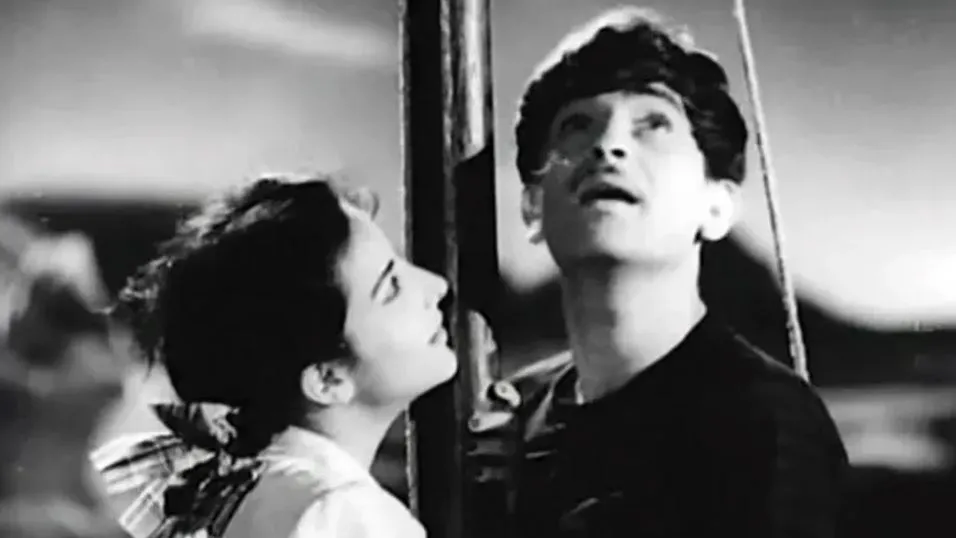 ଫିଲ୍ମ ଆୱାରାରେ ରାଜ କପୁର ଏବଂ ନର୍ଗିସ 