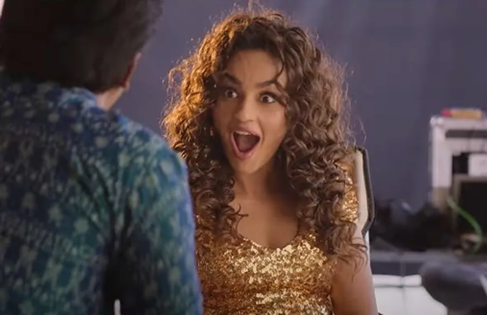 Seerat Kapoor from Save The Tigers 2  (5).jpeg