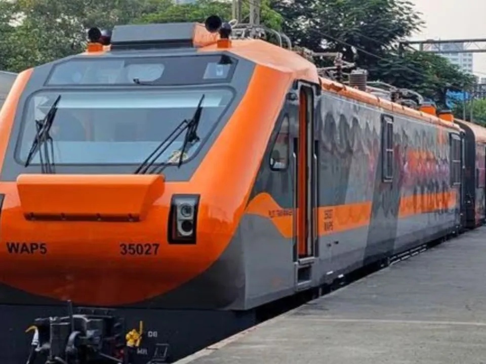 amrit bharat express (1).jpg