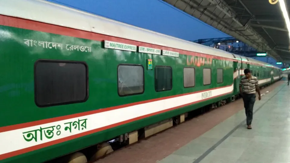 Kolkata-Dhaka Maitree Express
