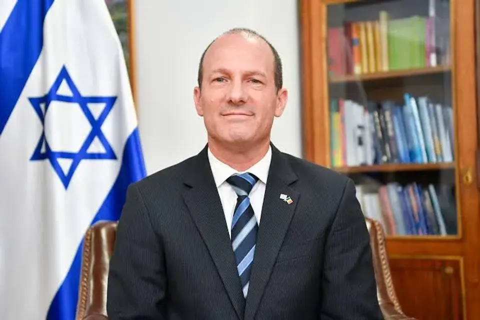 Reuven Azar
