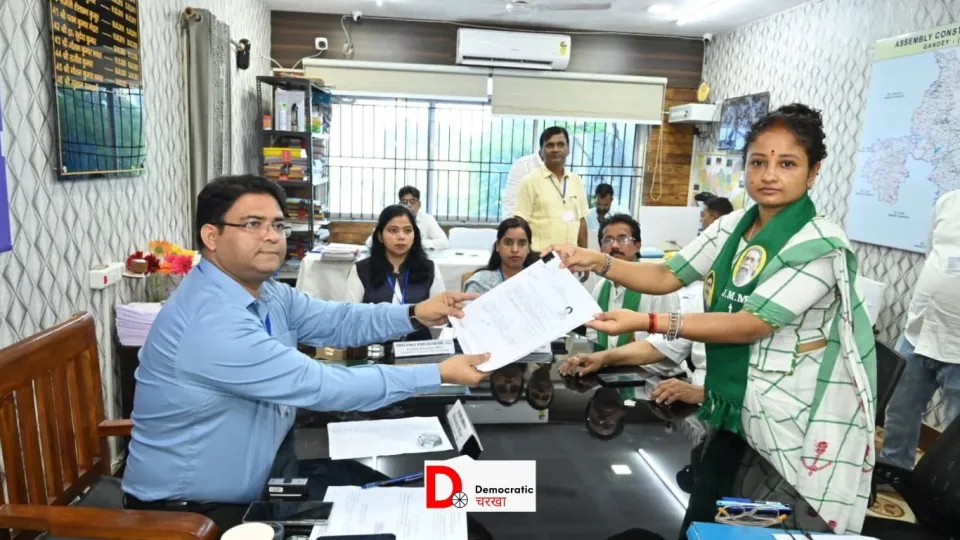 कल्पना सोरेन ने भरा पर्चा