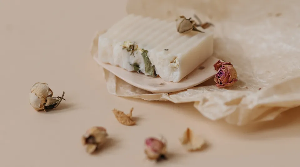 fragrance in skincare (2)