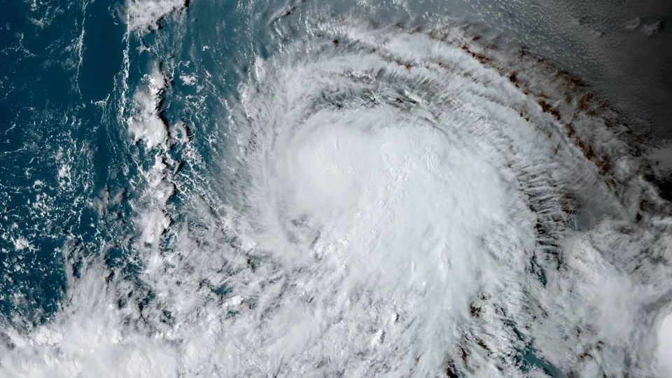 Hurricana Kirk Hurricane Image Tropical Storm image Bay of Bengal Low depression