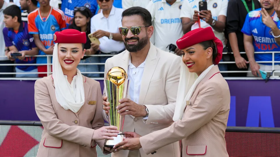 Indian fast bowler irfan Pathan image