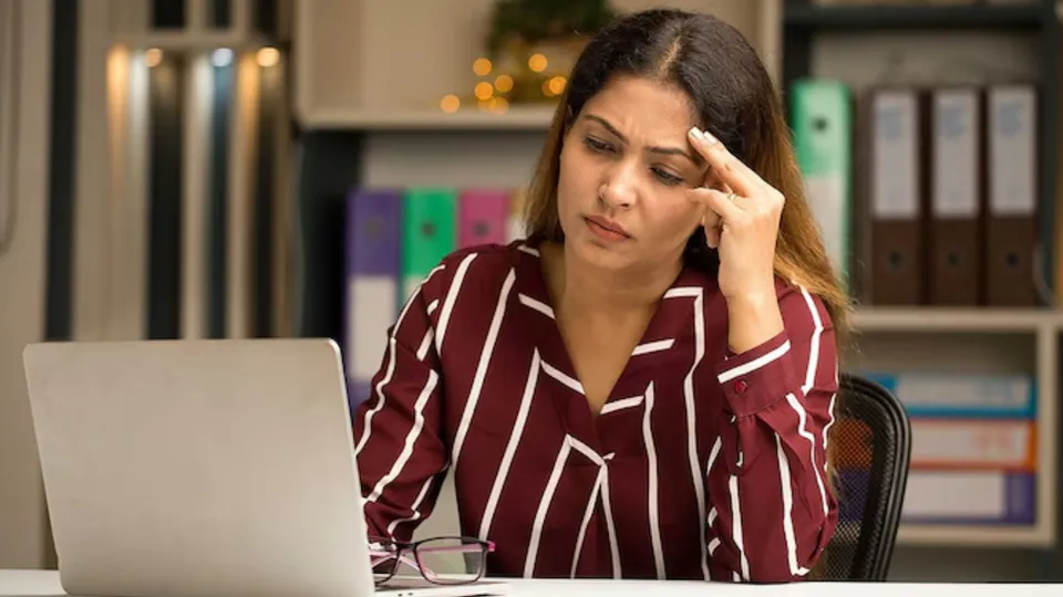 An employee job stress image