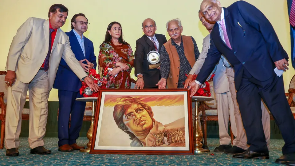 Ramesh Sippy image