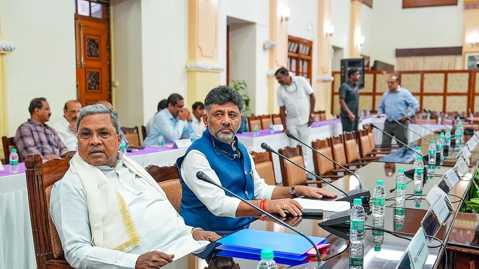 Karnataka Chief Minister Siddaramaiah with Deputy Chief Minister DK Shivakumar