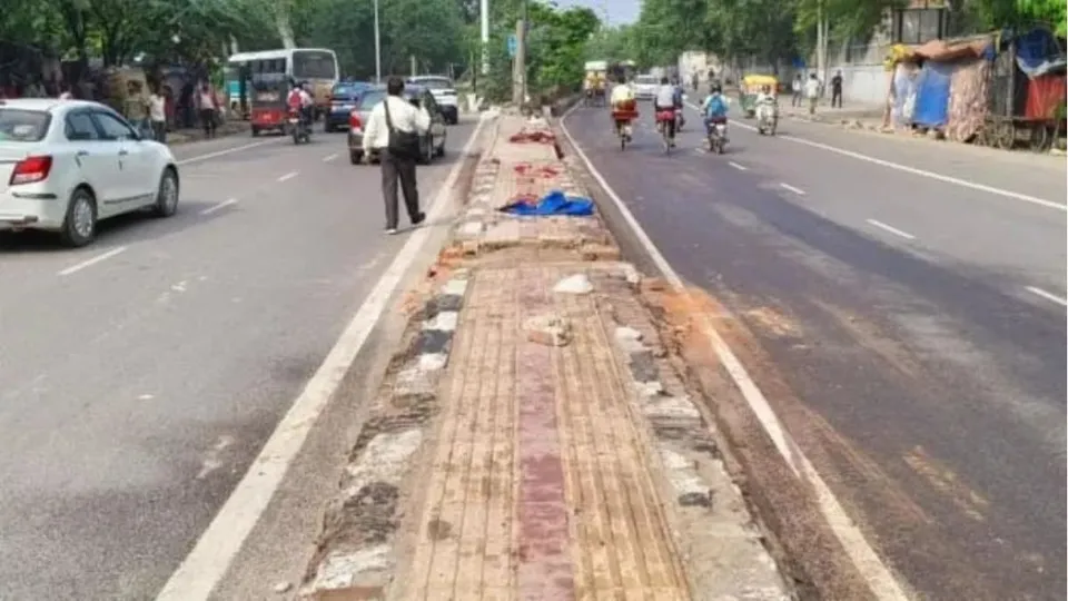 A footpath in the Shastri Park area of northeast Delhi where three persons died after a truck allegedly ran over five people sleeping on Monday