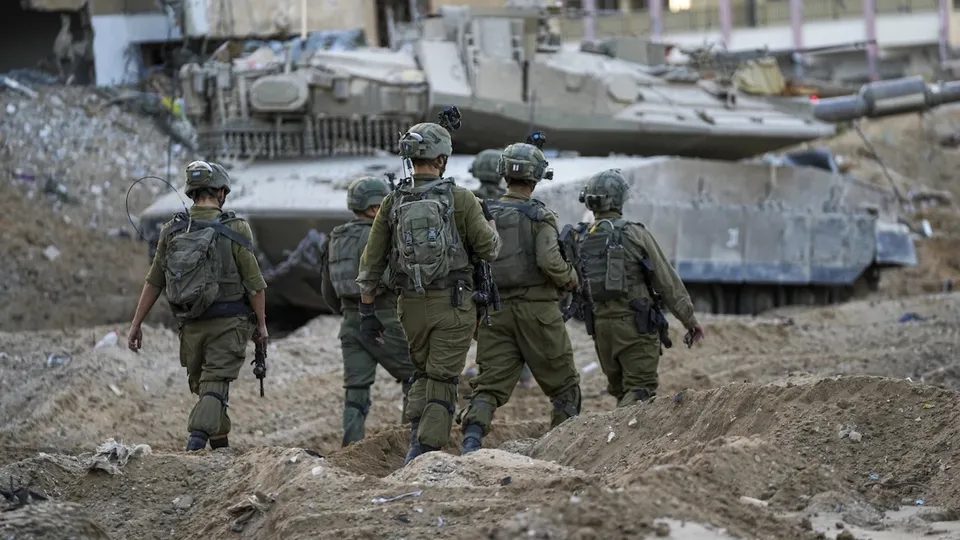 Israel-Hamas fight heats up in Gaza City; clashes within a kilometer of Shifa hospital